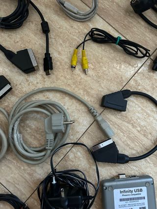 LOTE DE CABLES VARIOS