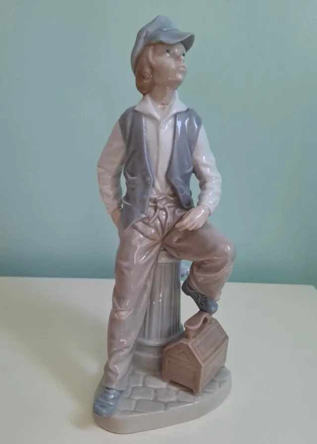 Lladró: Limpiabotas