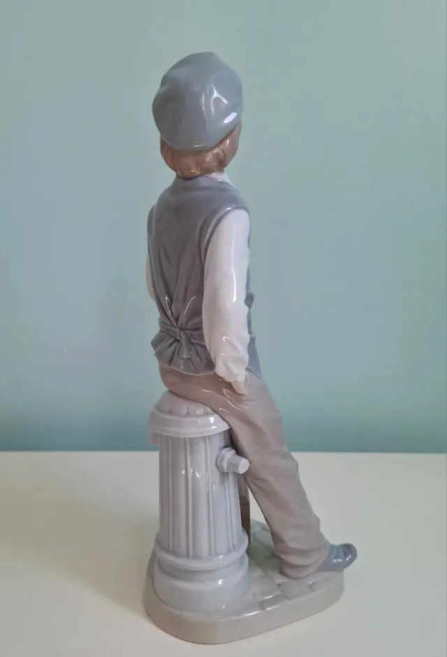 Lladró: Limpiabotas