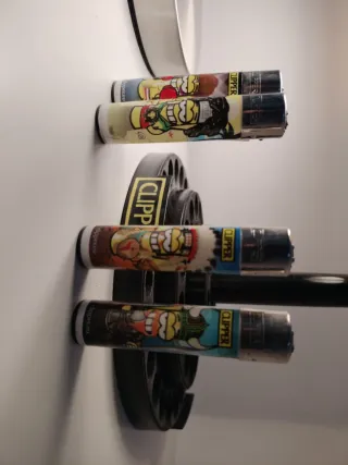 Lotto n9 • Accendini Clipper emoticon