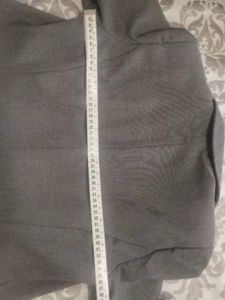 Chaqueta  de mujer .Zara.Gris Talla L