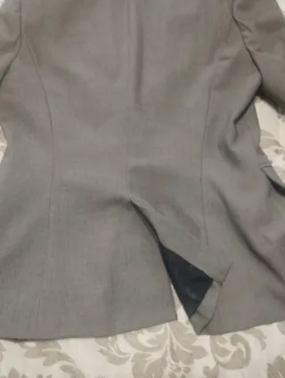Chaqueta  de mujer .Zara.Gris Talla L