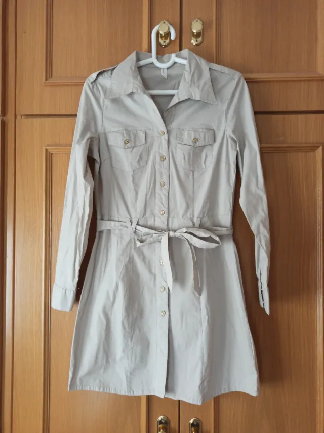 Vestido beige manga larga