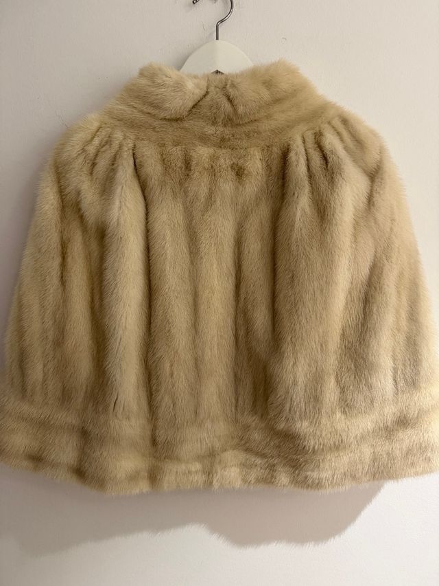 Mantello vintage in pelliccia beige/grigio