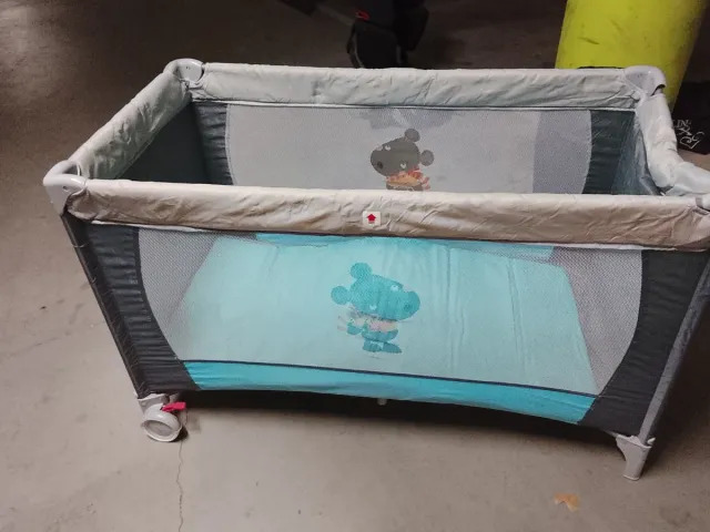 Cuna de viaje para bebé