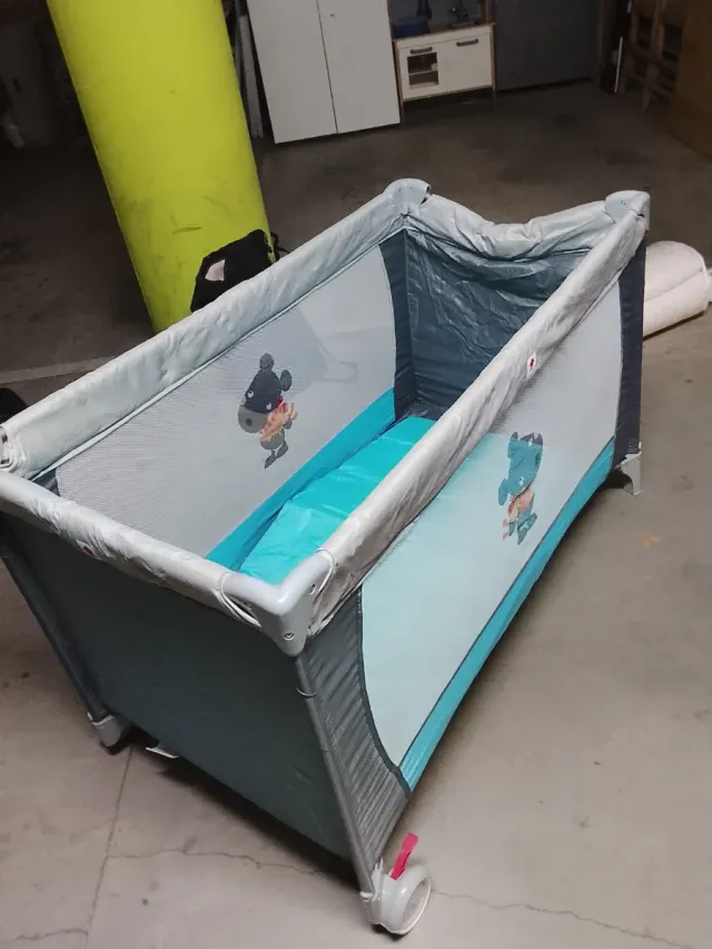 Cuna de viaje para bebé