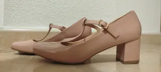 Zapatos tacón bajo plantilla mullida beige/rosa