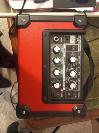 Amplificador Guitarra Roland Micro Cube GX Rojo