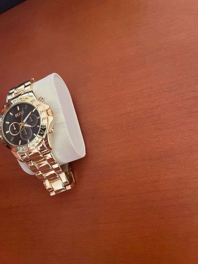 Reloj Hugo Boss Dorado y Negro