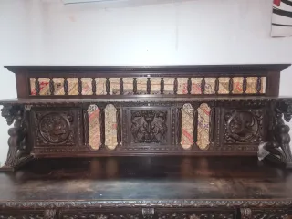 Mueble vintage madera tallada