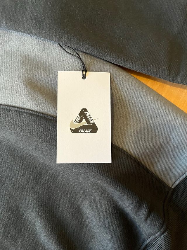 Sudadera Palace x Nike