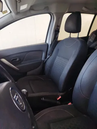 Dacia Sandero muy cuidado y listo para circular