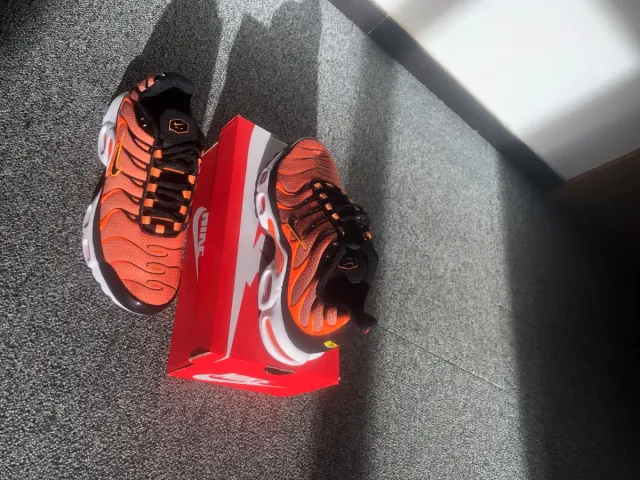 son nuevas.  tengo colores  tallas