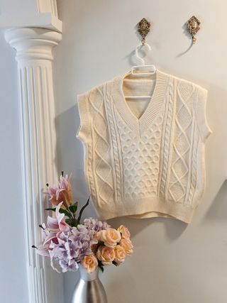 Chaleco de punto crema invierno
