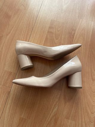 Zapatos tacón Zara nude