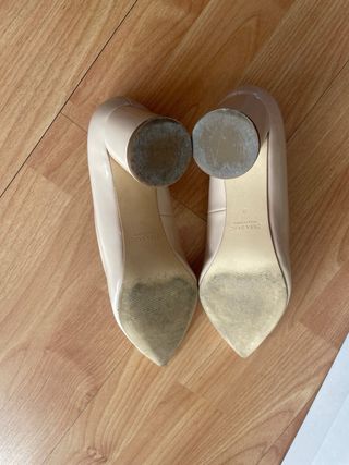 Zapatos tacón Zara nude