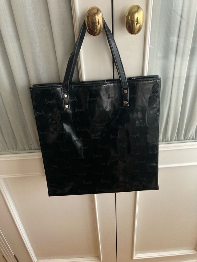 Bolso Harrods Charol Negro