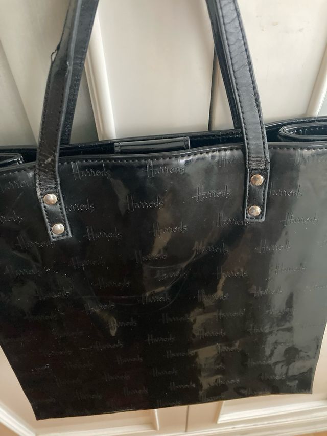 Bolso Harrods Charol Negro