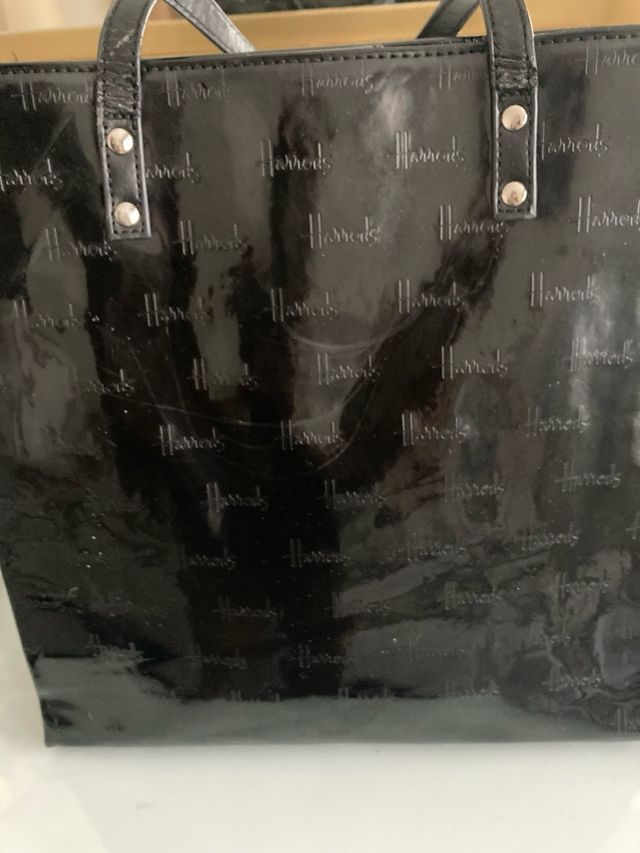 Bolso Harrods Charol Negro
