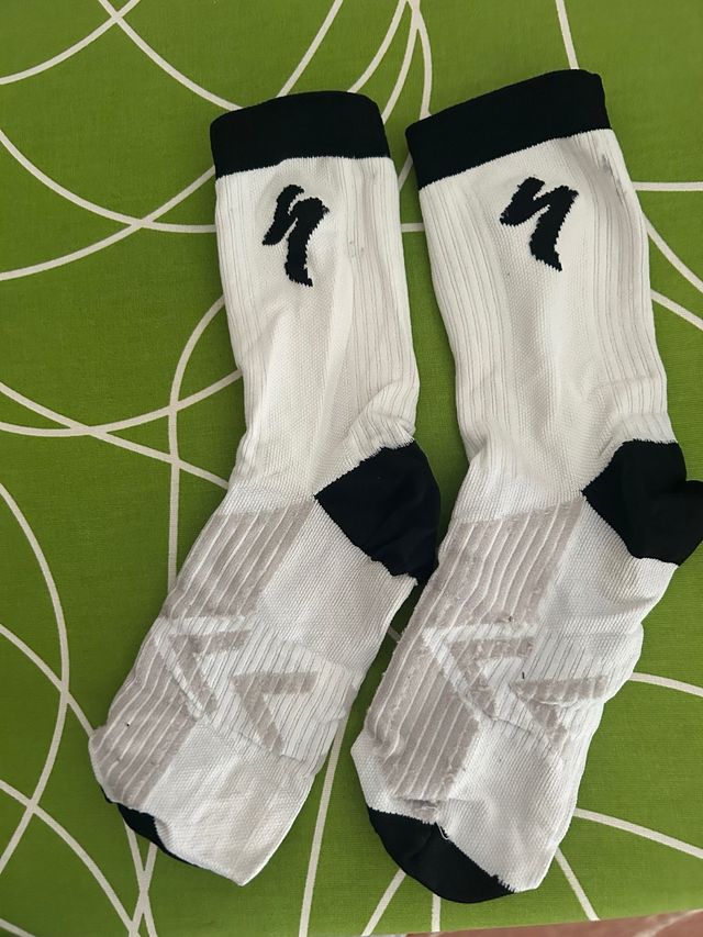 Calcetines Specialized blancos y negros