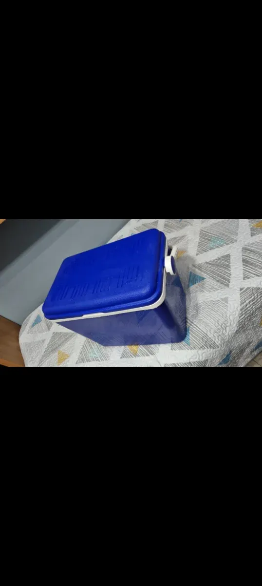 Nevera de viaje azul 42 litos