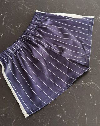 Pantalón corto rayas