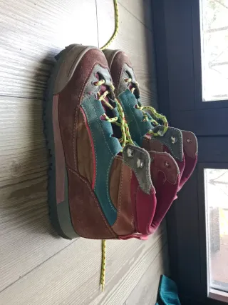 Zapatillas montaña niña talla 34