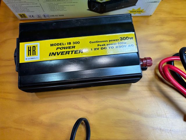 Inversor HR IB 300W 12V DC a 230V AC