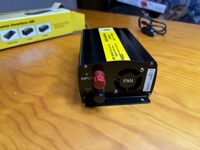 Inversor HR IB 300W 12V DC a 230V AC