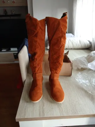 Botas altas marrones