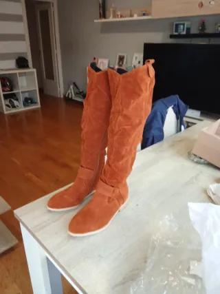 Botas altas marrones