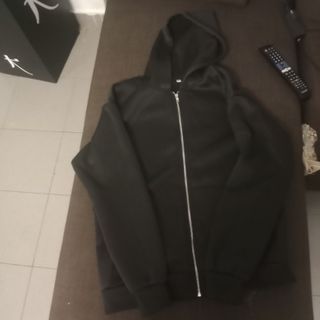 Sudadera con cremallera negra hombre