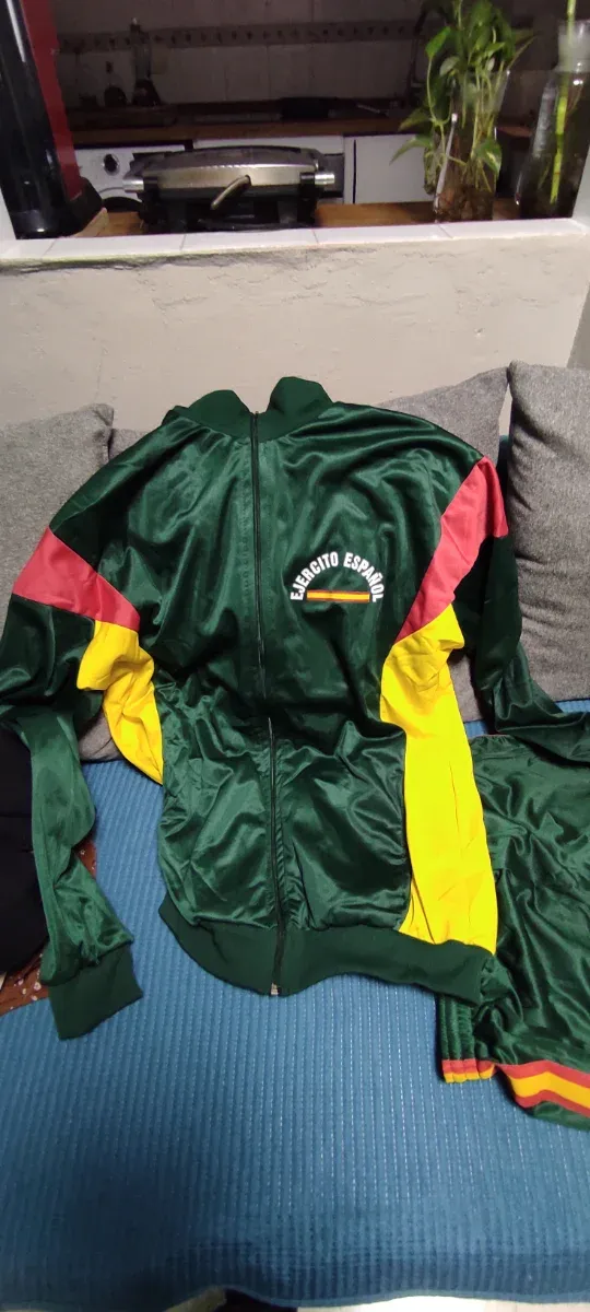 Conjunto Chándal Ejército Español  Talla M