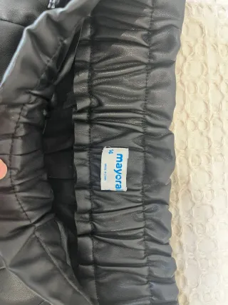 Bermuda efecto piel Mayoral Talla XXS