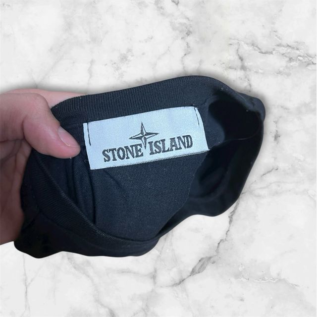 Camiseta Stone Island negra