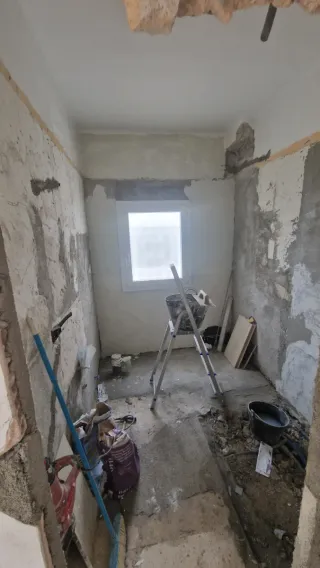 Todos tipos de trabajo albañil REFORMAS