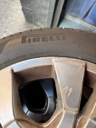 Llantas aluminio 17'' Citroen con neumáticos