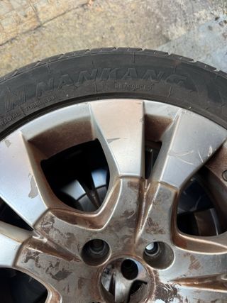 Llantas aluminio 17'' Citroen con neumáticos