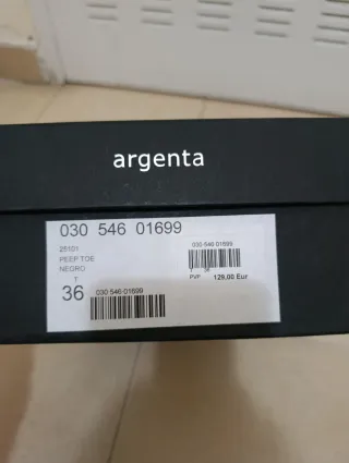 Sandalias fiesta negras Argenta con lazo