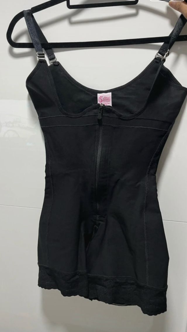 Faja Moldeadora Salome Negra