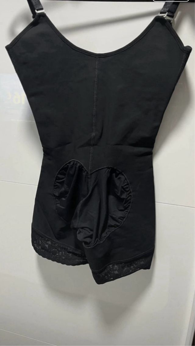 Faja Moldeadora Salome Negra