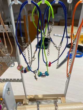 Collar Abalorios y Charms 1€ Unidad