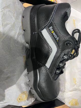 Zapatos de trabajo Bee Work negros