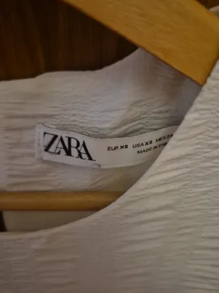 Vestido Zara blanco volantes talla XS
