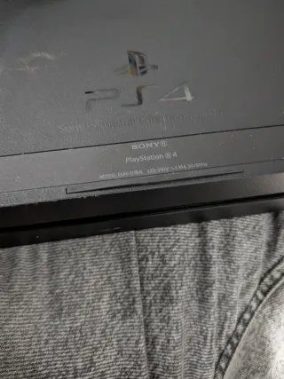 Sony PS4 CUH-1116A da testare mi manca il joypad