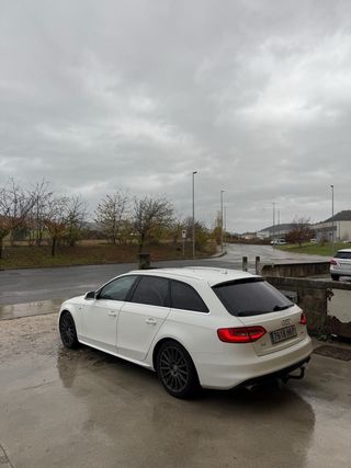 Audi A4 2014