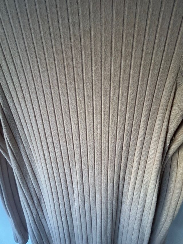 Vestido beige de canalé