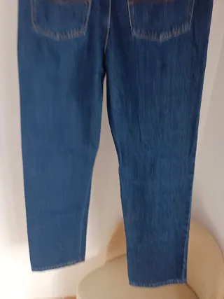 Pantalón vaquero azul nuevo