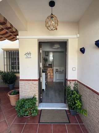 Casa adosada en venta en Núcleo Urbano en Chiclana de la Frontera