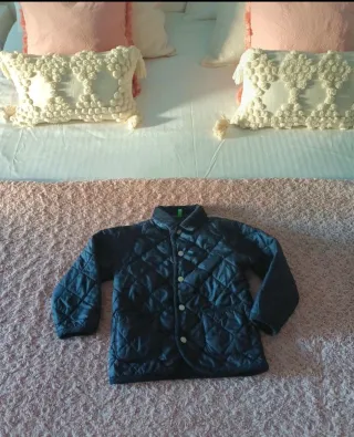 Parka acolchada Benetton azul marino T. 3/4